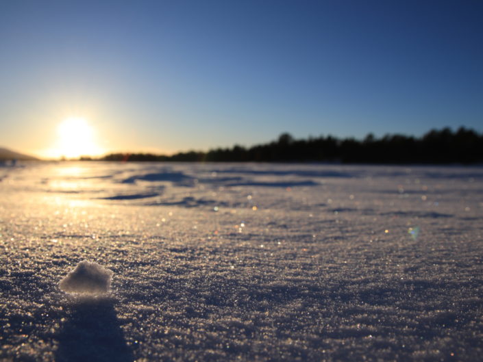 paysages hiver flocon neige lac laponie suède