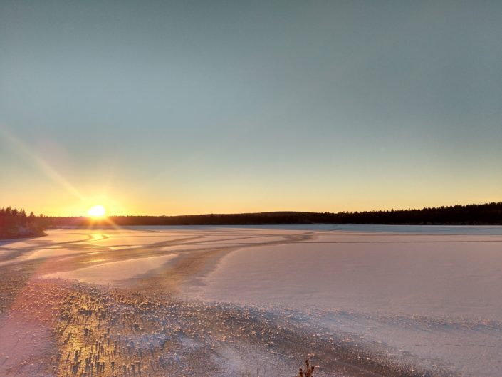 paysages hiver lac crépuscule laponie suède